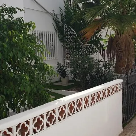 Templo De La Atencion Plena Las Galletas